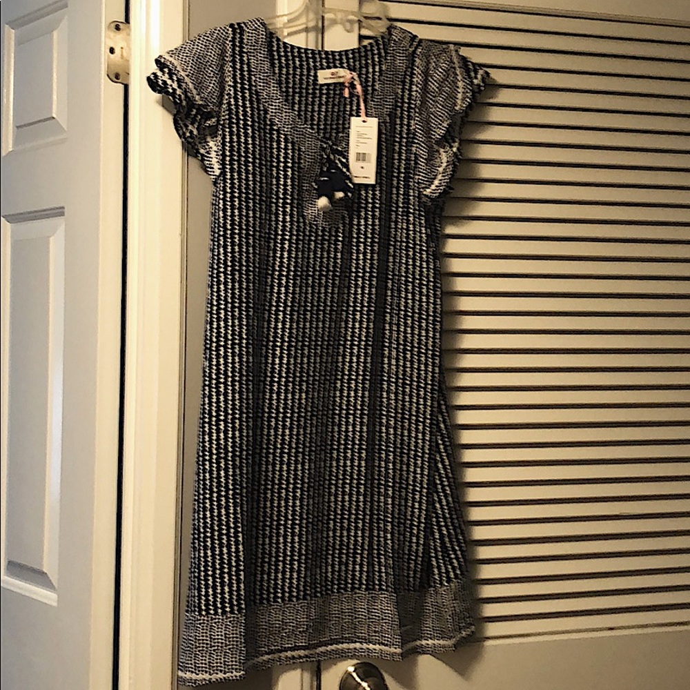 NWT! Vineyard Vines lightweight dress, Size M